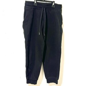 lululemon athletica women’s ankle cropped Black Joggers